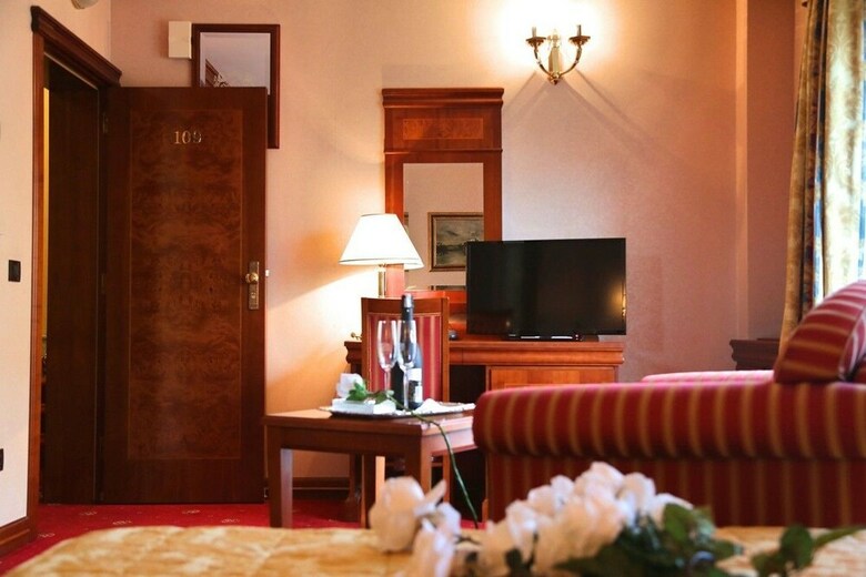 Hotel President