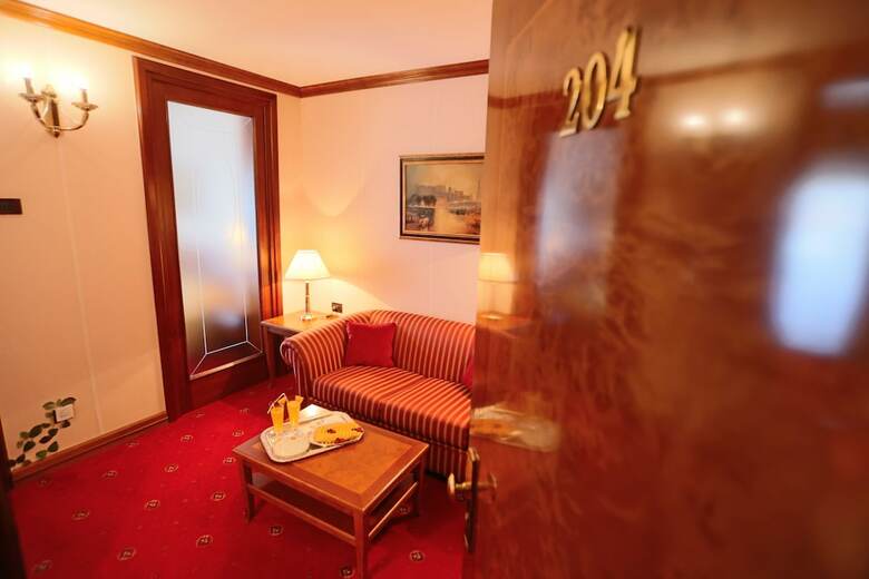 Hotel President