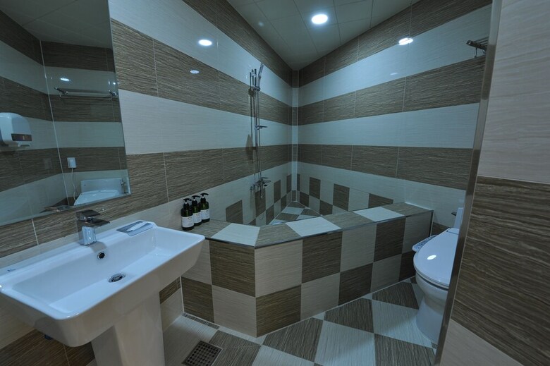 Hotel The Grang Nampo (fromerly Ytt)