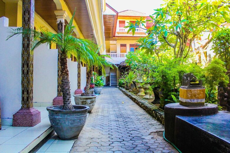 Posada Bali Manik Beach Inn