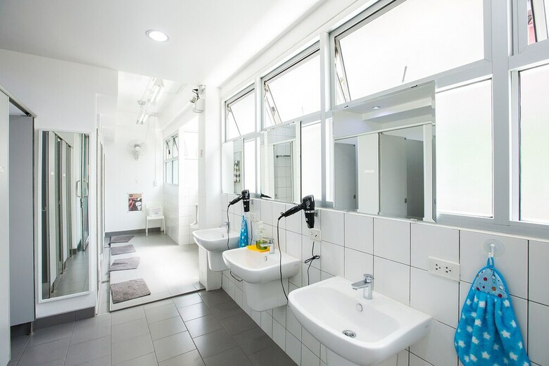 Hostal Cubic Bangkok Hostel