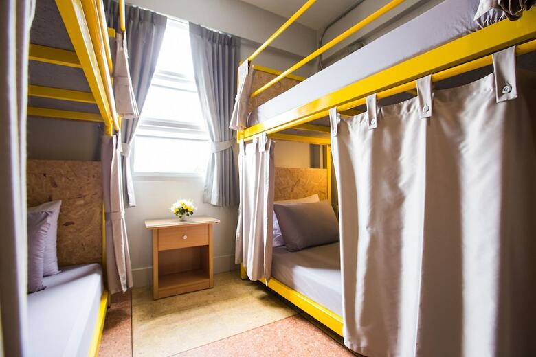 Hostal Cubic Bangkok Hostel