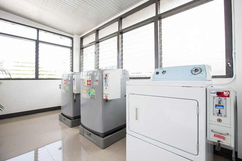 Hostal Cubic Bangkok Hostel