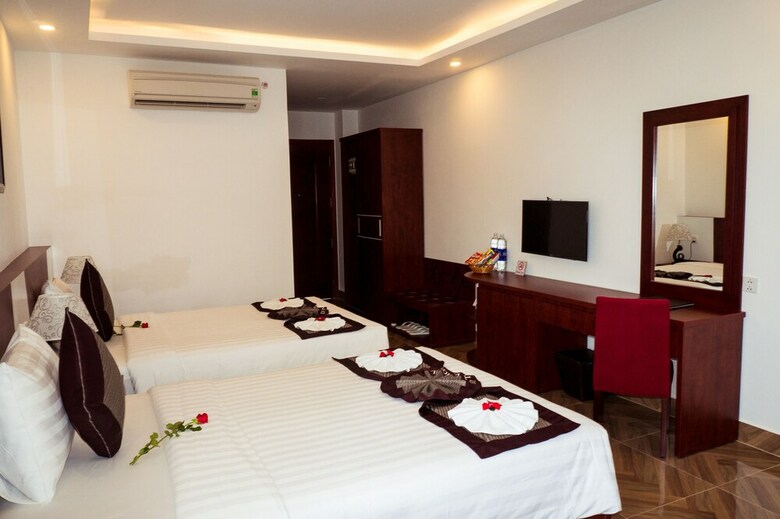 Gem Hotel