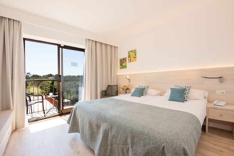 Hotel Playa Mondrag�