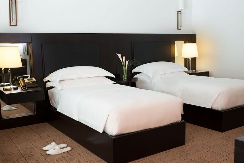 Dubai International Airport Terminal 3 Hotel