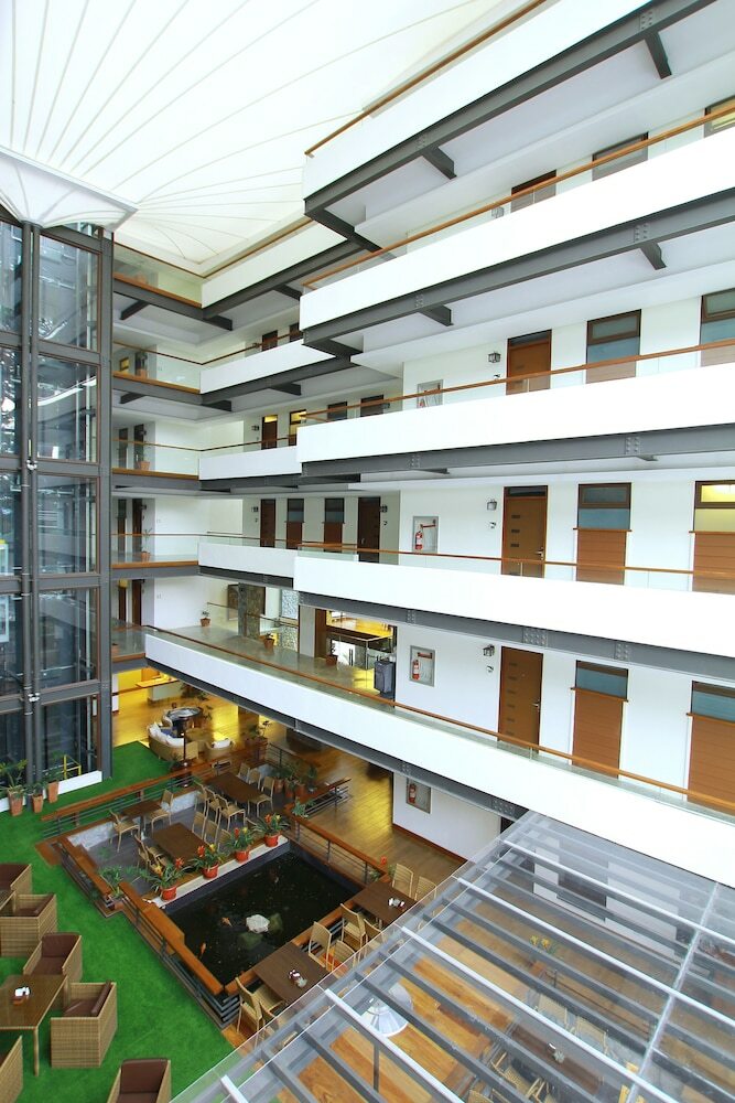 Hotel Grand Sierra Pines Baguio