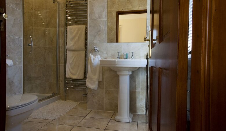 Bed & Breakfast Dinichean House