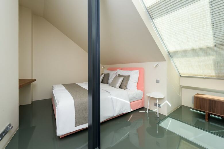 Empirent Mucha Apartments