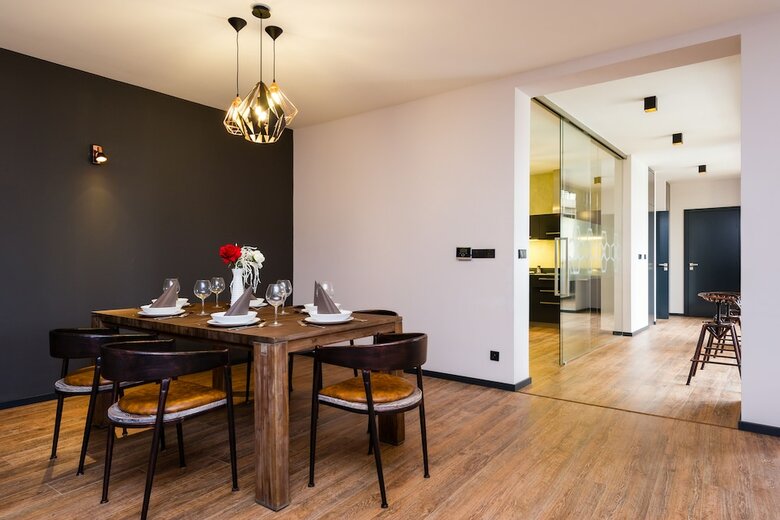 Empirent Mucha Apartments