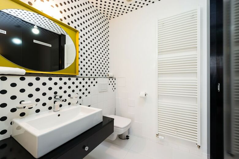 Empirent Mucha Apartments
