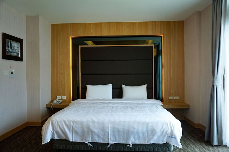 Hotel Bravo Lijing