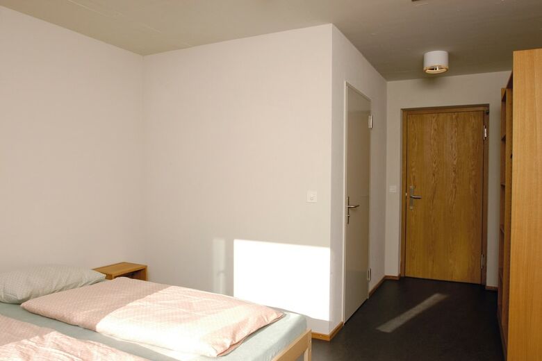 Hostal Youth Hostel Valbella