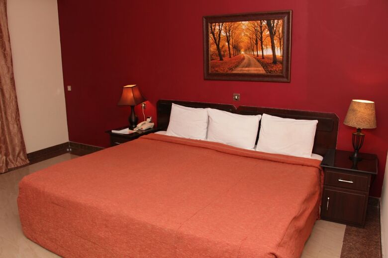 Agura Hotel