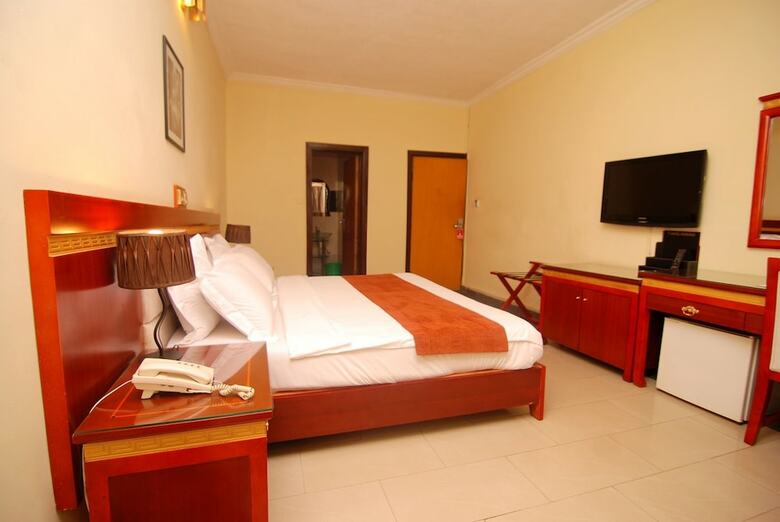 Hotel Rosebud