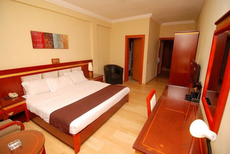 Hotel Rosebud