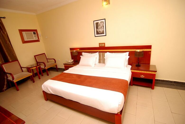 Hotel Rosebud