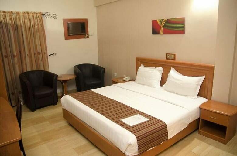 Hotel Rosebud