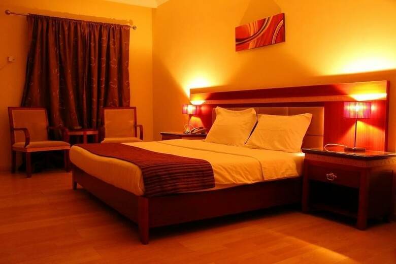 Hotel Rosebud