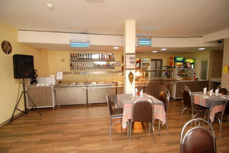 Hotel Rosebud
