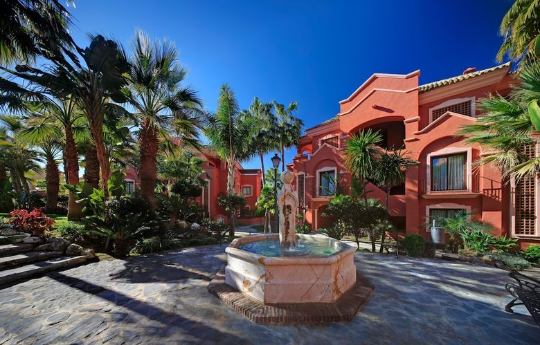 Aparthotel Vasari Resort