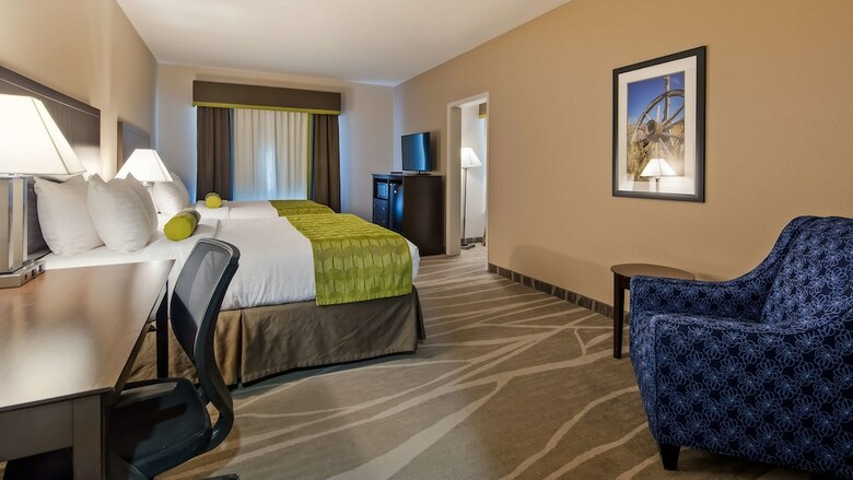 Best Western Plus Denver City Hotel And Suites