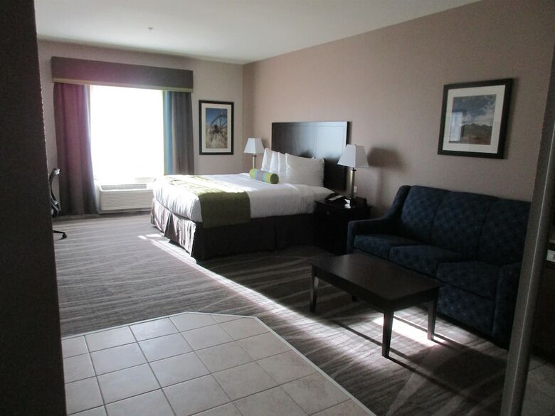 Best Western Plus Denver City Hotel And Suites