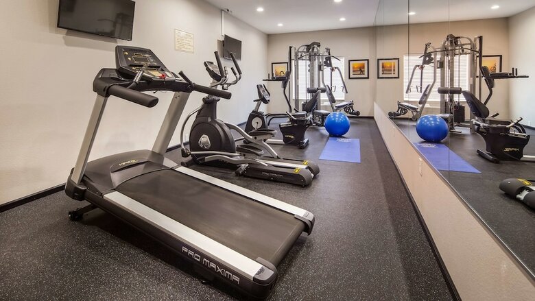 Best Western Plus Denver City Hotel And Suites