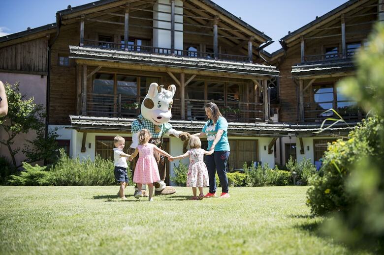 Residencia Post Alpina - Family Mountain Chalets