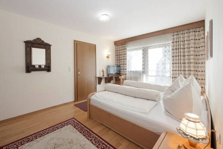 Hotel Bernhard Am See
