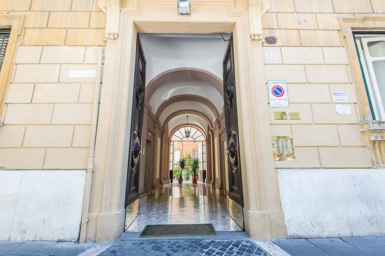 Penta Luxury House