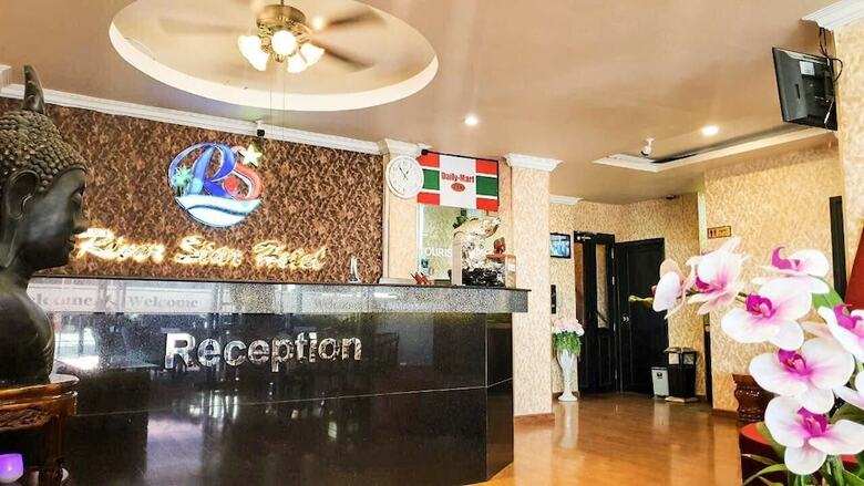 River Star Hotel