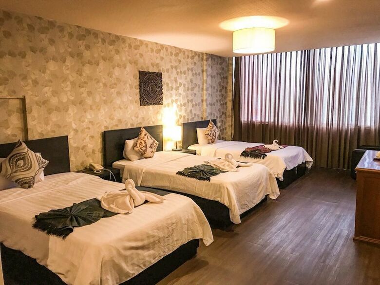 River Star Hotel