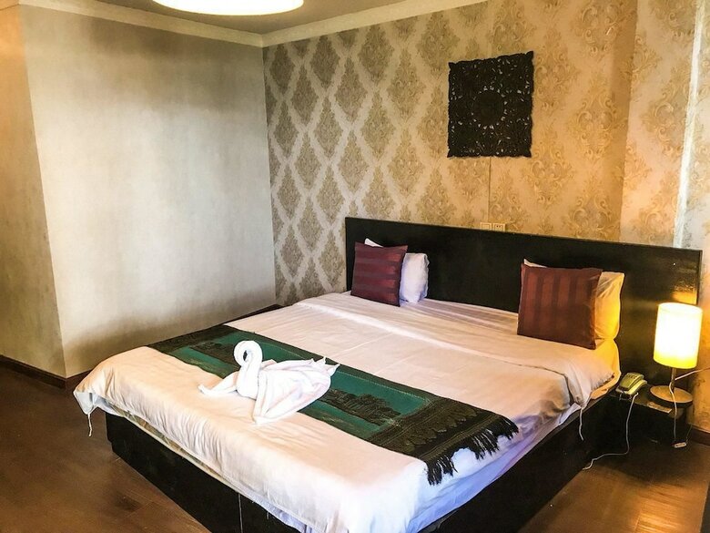 River Star Hotel