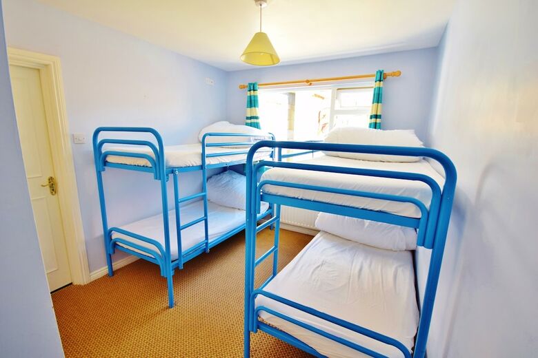 Hostal Ocean Bar & Hostel