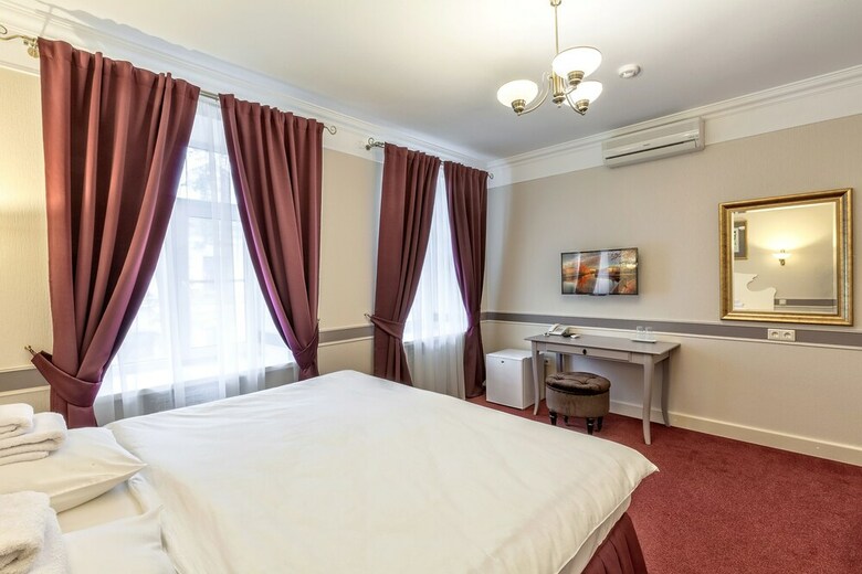 Hotel Amadeo By Friends