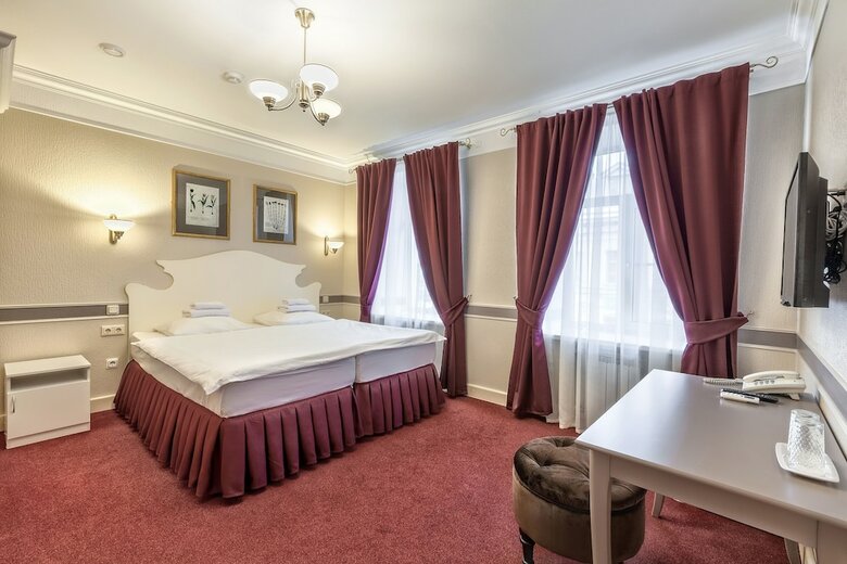 Hotel Amadeo By Friends