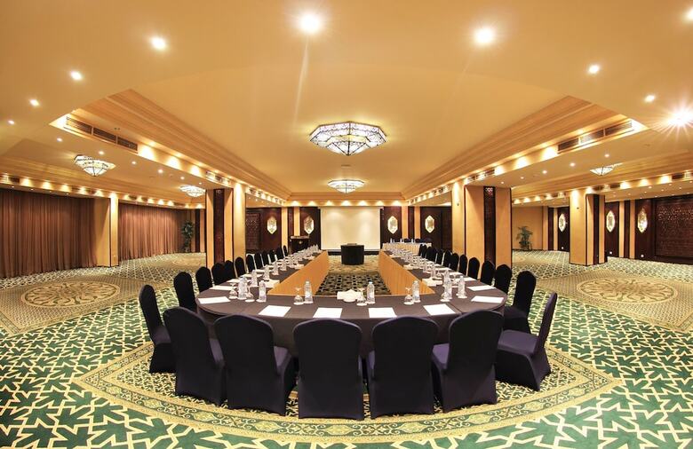 Hotel Pyramisa Downtown Residence