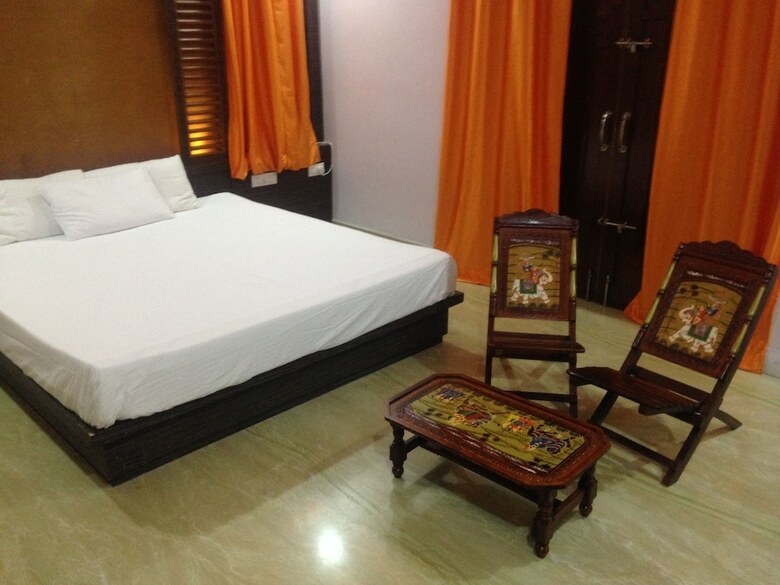 Hostal Backpacker Panda Lake Fateh Sagar Udaipur