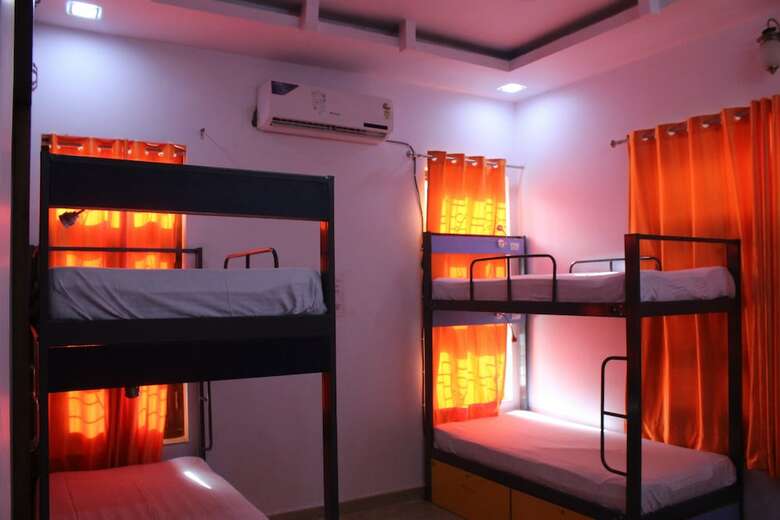 Hostal Backpacker Panda Lake Fateh Sagar Udaipur