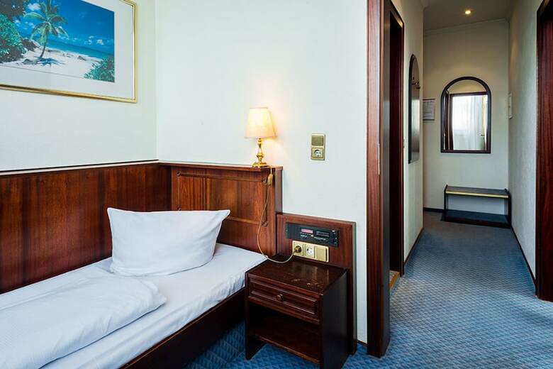 Hotel Panorama Am Adenauerplatz