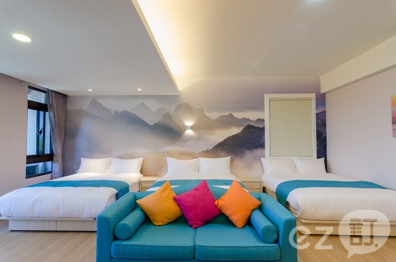 Bed & Breakfast Rainbow House