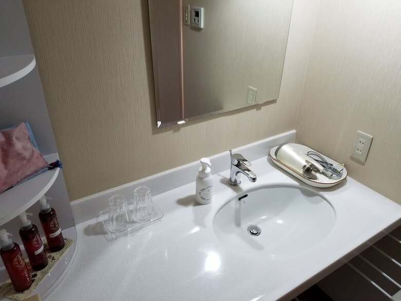 Yufuin Besso Shikisai Hotel