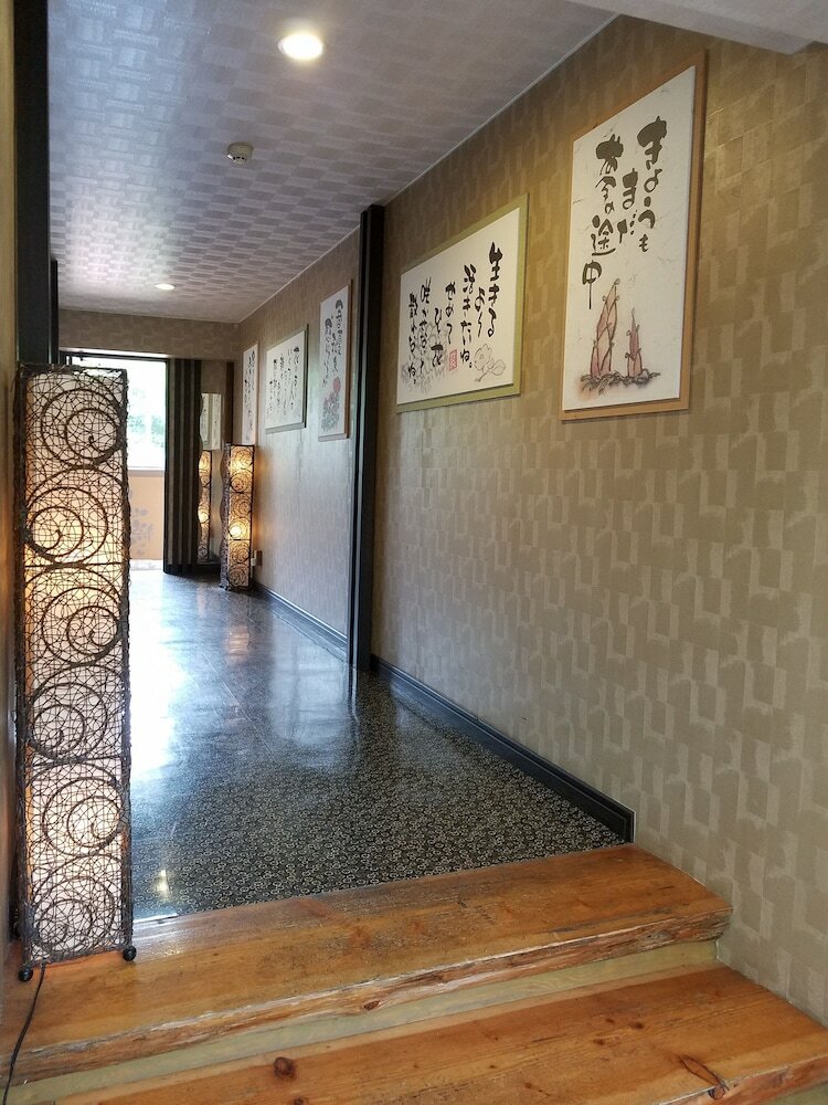 Yufuin Besso Shikisai Hotel