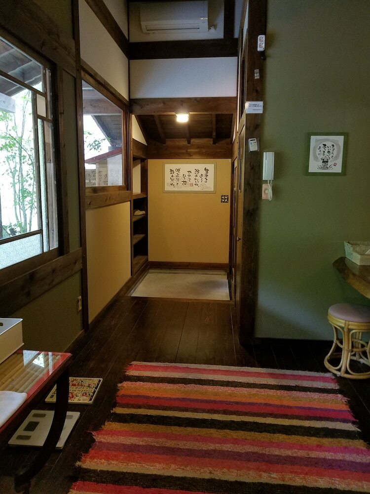 Yufuin Besso Shikisai Hotel
