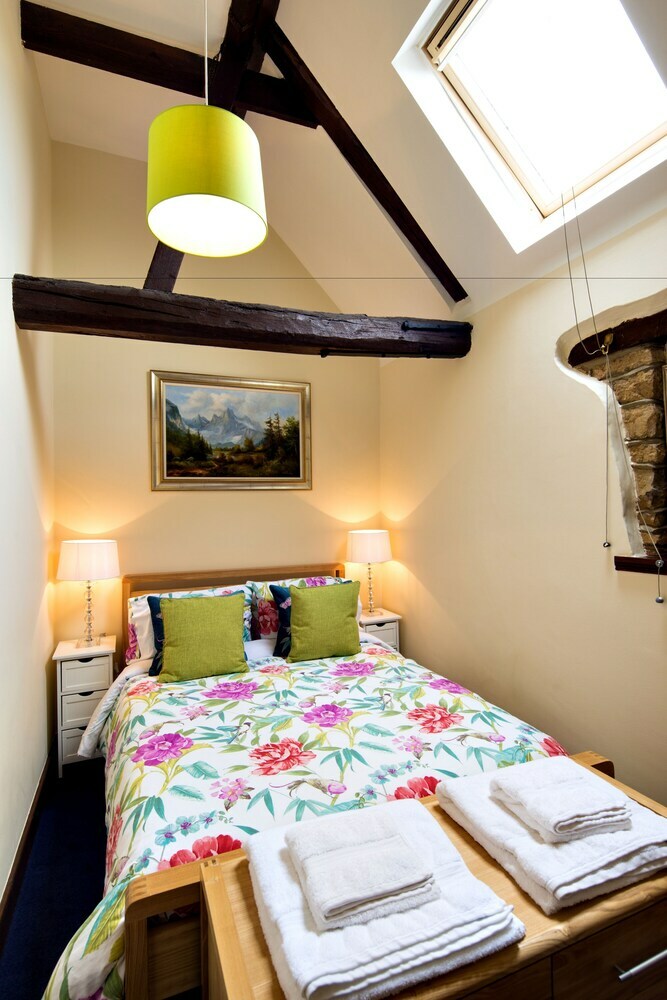 River Nene Cottages