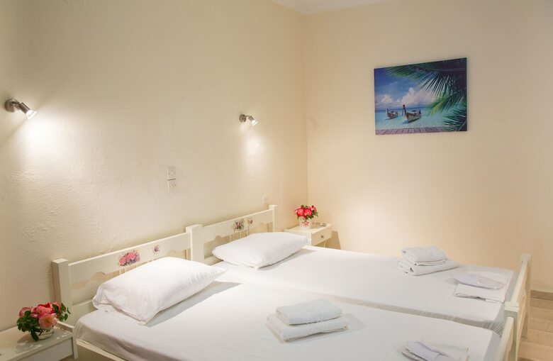 Aparthotel Aristides Studios