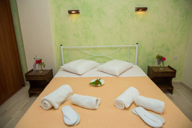 Aparthotel Aristides Studios
