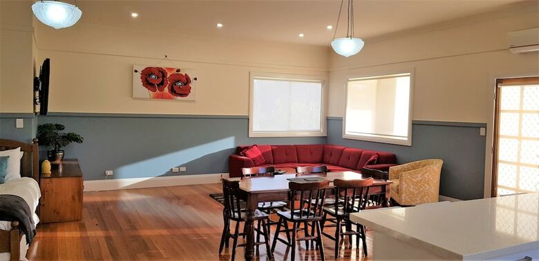 Hotel Coppers Hill Private Accommodation
