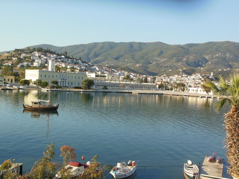 Theano Hotel